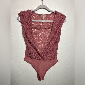 Free People Sheer‎ Lace Soft Rose Bodysuit mauve pink floral sexy XS new